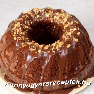 Csupacsokis - mogyorós kuglóf Csupacsokis - mogyorós kuglóf